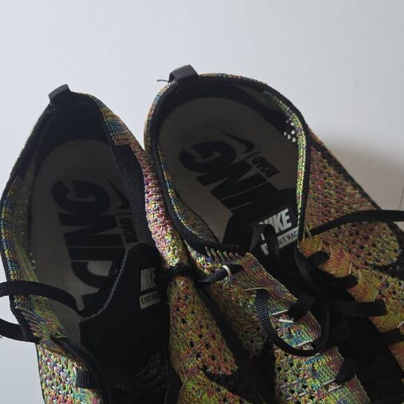 Nike Women's Flyknit Racer 2016 Athletic Running Sneakers Multicolor Size 10.5 - Picture 4 of 7
